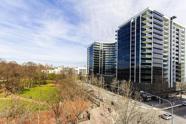 Aac Apartments - Manhattan Canberra Esterno foto